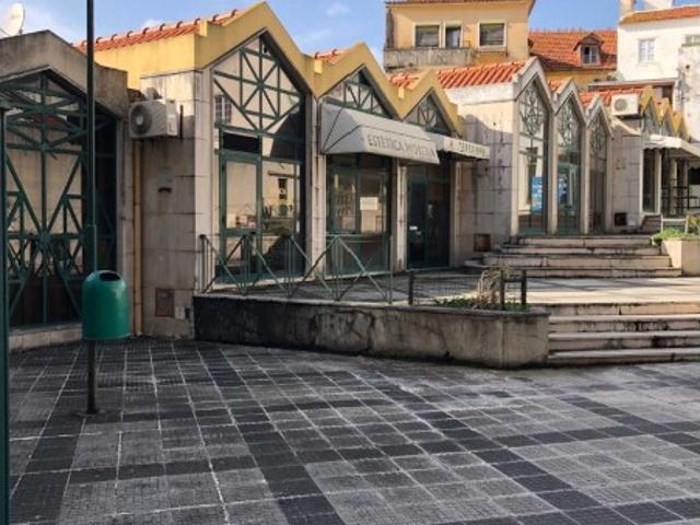 Loja venda em Alcanena, Santarém