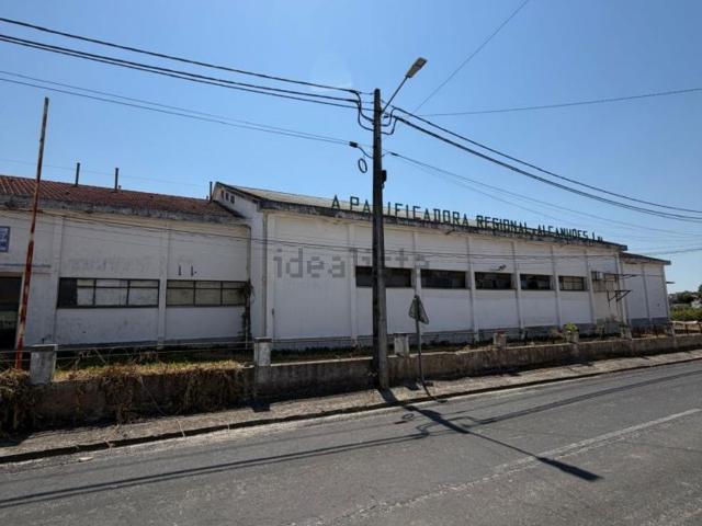 Armazém venda em Santarém