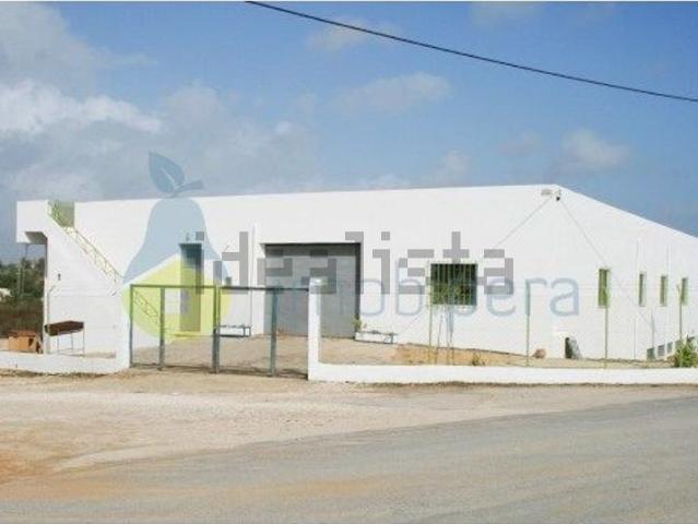 Armazém venda em Pêra