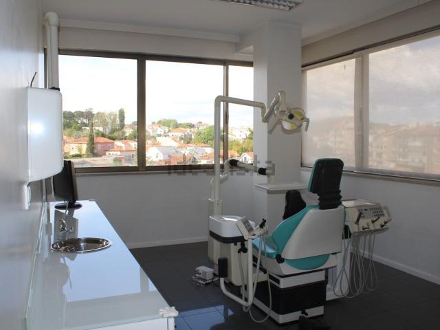 Loja alugar em Porto, Aldoar