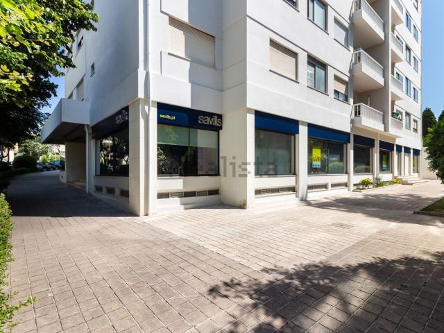 Loja alugar em Porto, Aldoar