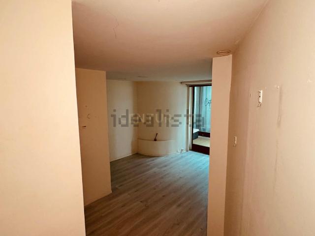 Loja alugar em Porto, Aldoar