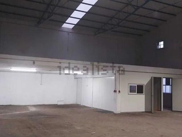 Armazém alugar em Valongo, Alfena