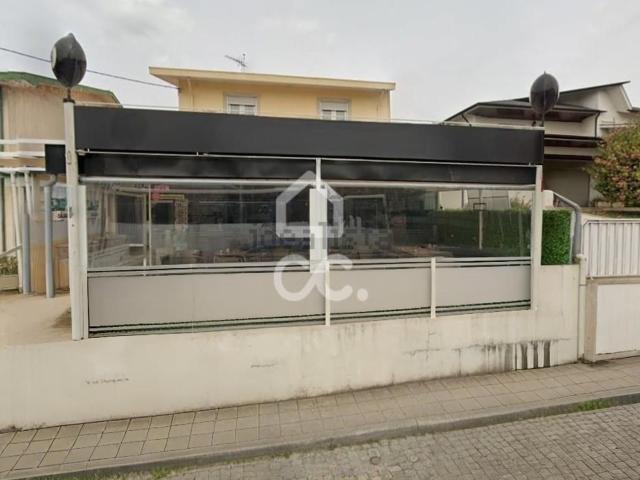 Loja alugar em Valongo, Alfena