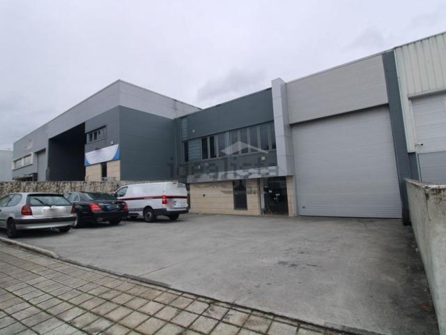 Armazém alugar em Valongo, Alfena
