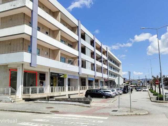 Ponto Comercial alugar em Porto, Baguim