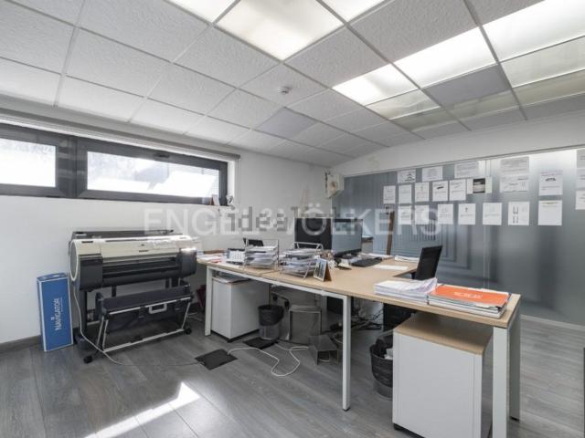 Armazém alugar em Moita, Alhos Vedros