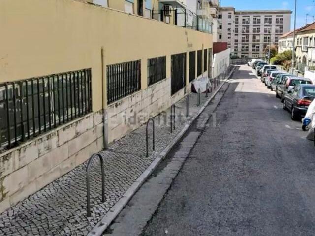 Armazém venda em Cova da Piedade, Almada