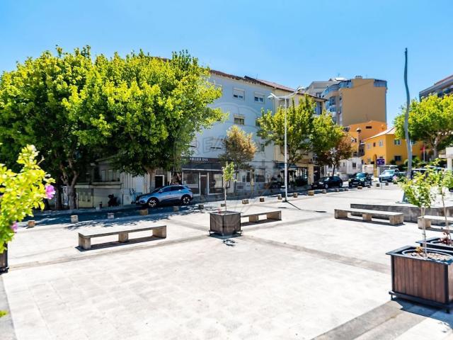 Armazém venda em Cova da Piedade, Almada
