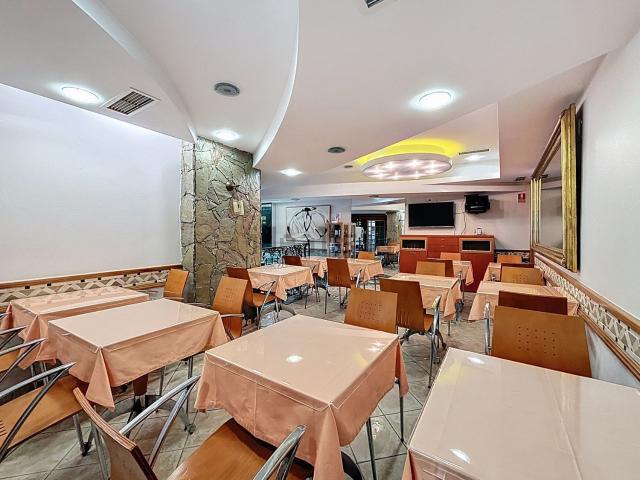 Loja venda em Cova da Piedade, Almada