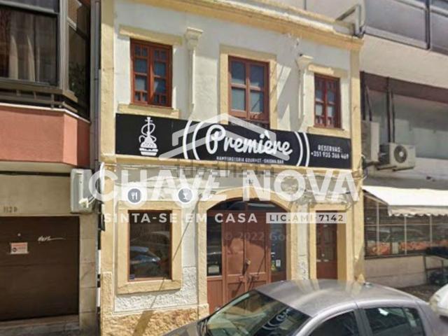 Loja venda em Ginjal, Almada