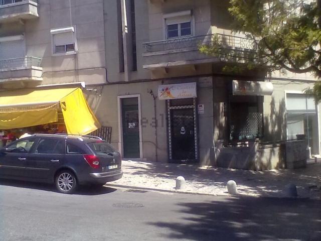 Loja alugar em Nossa Senhora da Piedade, Almada