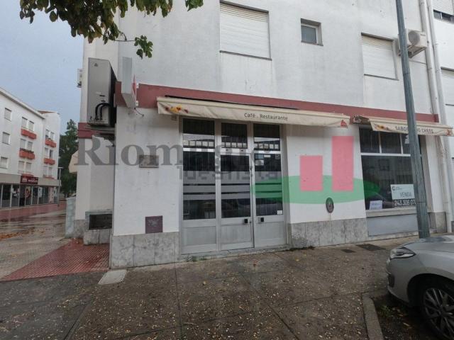 Loja venda em Alpiarça, Santarém