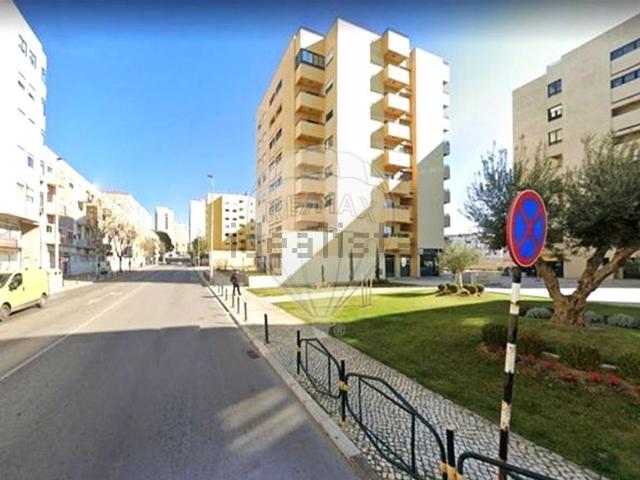 Loja venda em Verderena, Setúbal