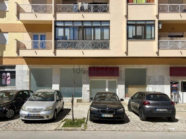 Loja venda em Verderena, Setúbal