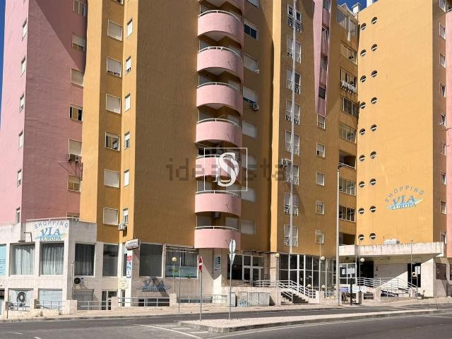 Loja venda em Verderena, Setúbal