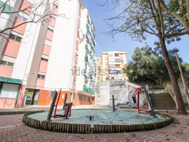 Loja venda em Verderena, Setúbal