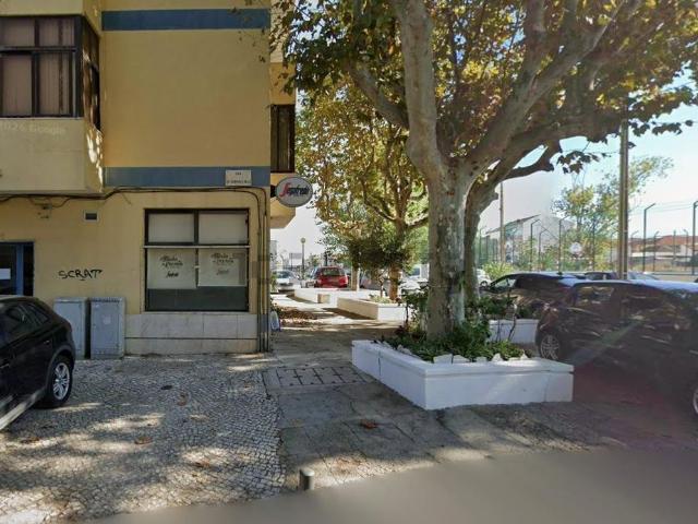 Loja venda em Verderena, Setúbal