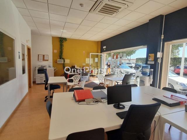 Loja venda em Praia de Alvor, Portimão