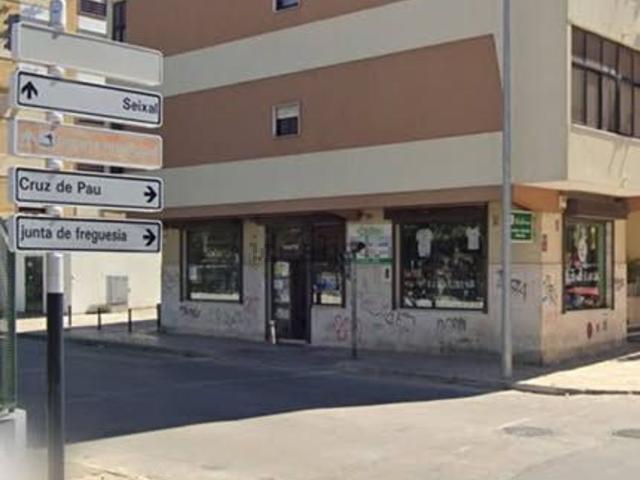 Loja alugar em Seixal, Amora