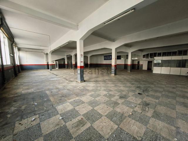 Armazém venda em Seixal, Amora