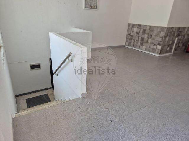 Loja venda em Quinta do Paço, Seixal