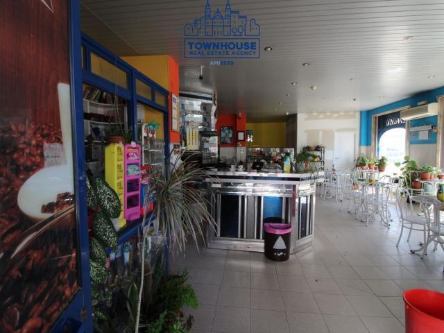 Loja venda em Quinta do Batateiro, Seixal