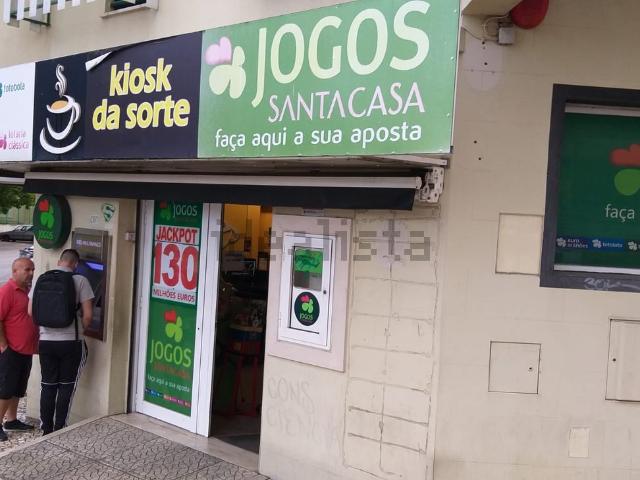 Loja venda em Seixal, Amora
