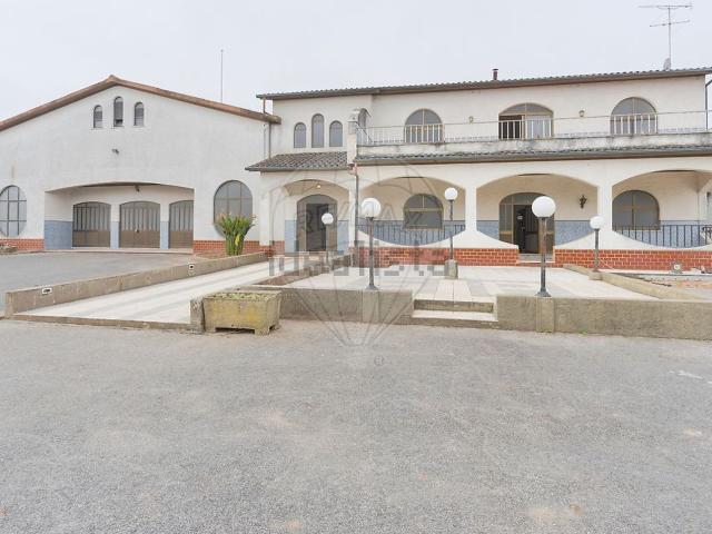 Armazém venda em Anadia, Aveiro