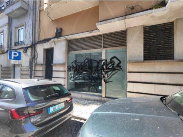Armazém venda em Avenidas Novas, Lisboa