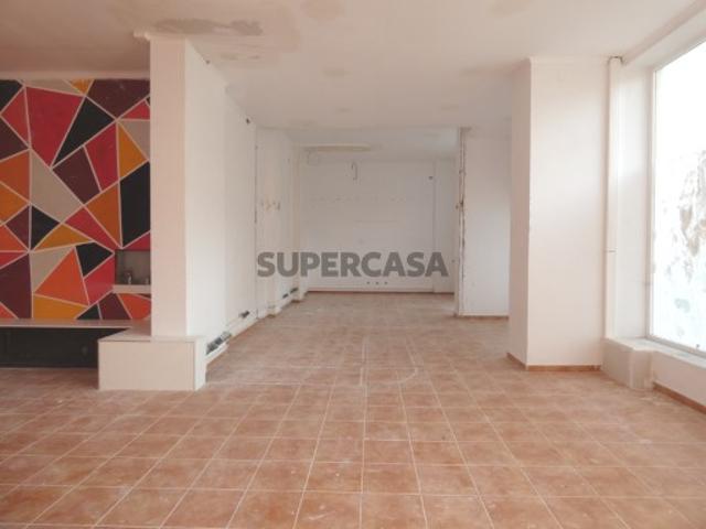 Armazém venda em Verderena, Setúbal