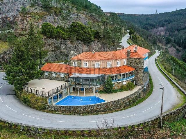 Loja venda em Amarante, Porto