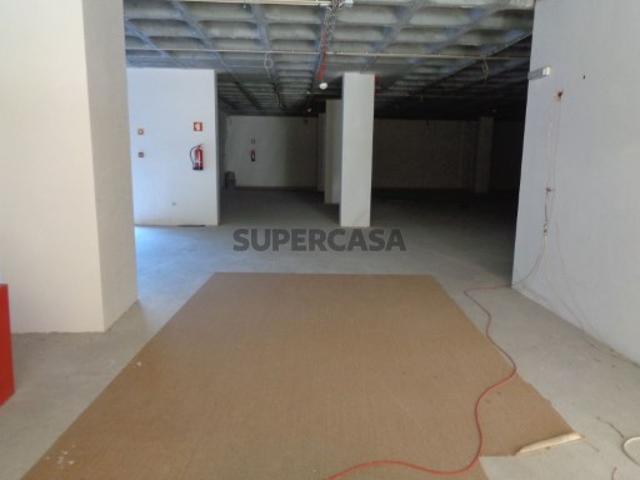 Armazém venda em Porto, Cedofeita