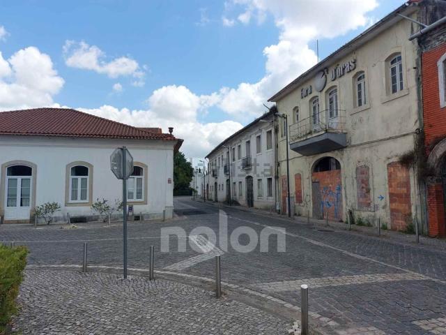 Armazém venda em Anadia, Aveiro