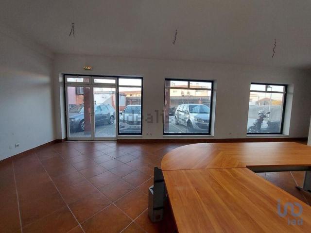 Loja venda em Anadia, Aveiro