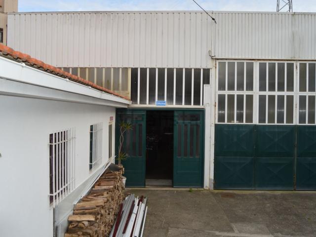Armazém alugar em Vila Nova De Gaia, Porto