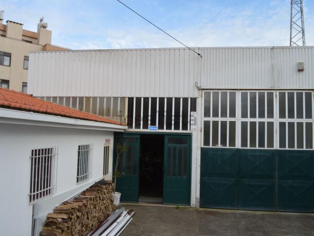 Armazém alugar em Vila Nova De Gaia, Porto