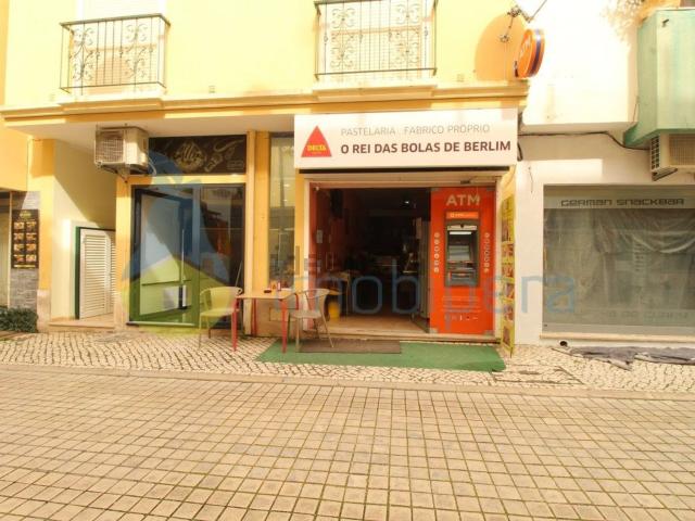 Ponto Comercial venda em Armação De Pêra, Urbanização Solário da Praia