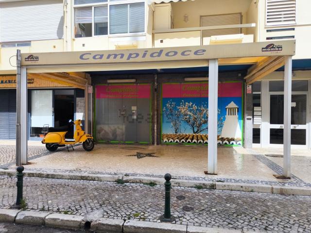 Ponto Comercial venda em Armação De Pêra, Urbanização Solário da Praia