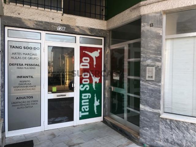 Armazém venda em Caldas Da Rainha, Leiria