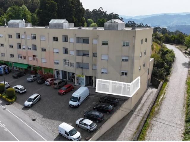 Loja alugar em Lousada, Porto