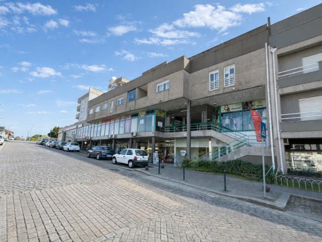 Loja alugar em Felgueiras, Porto