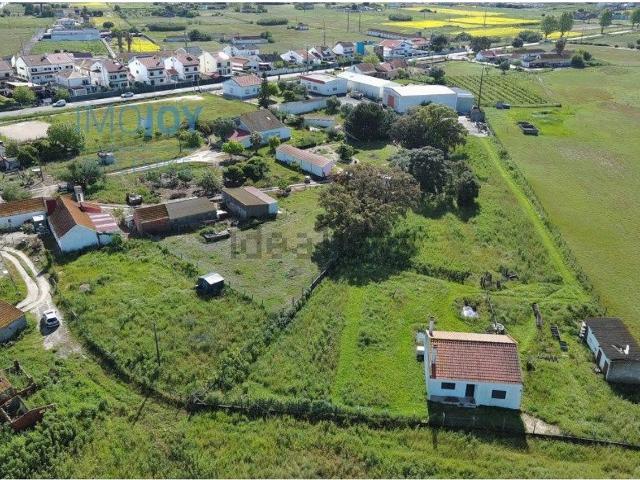 Armazém alugar em Jardia, Montijo