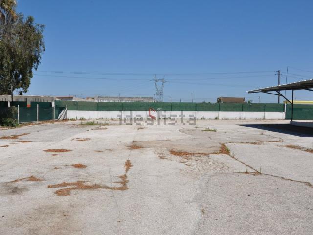 Armazém alugar em Figueira da Vergonha, Montijo