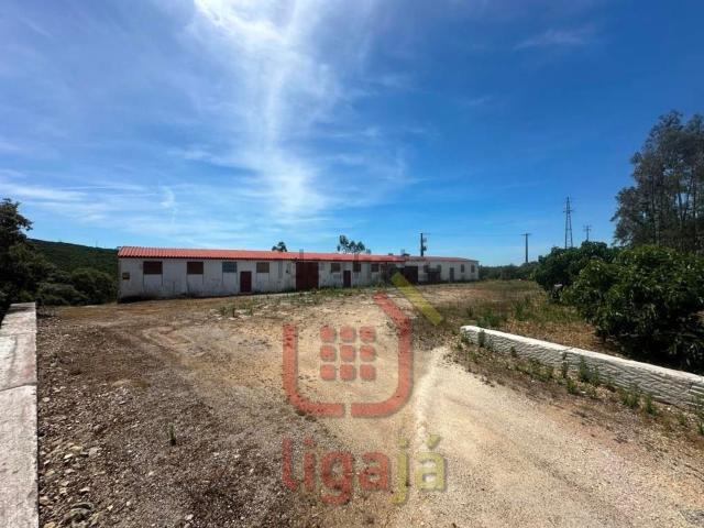Armazém venda em Ourém, Santarém