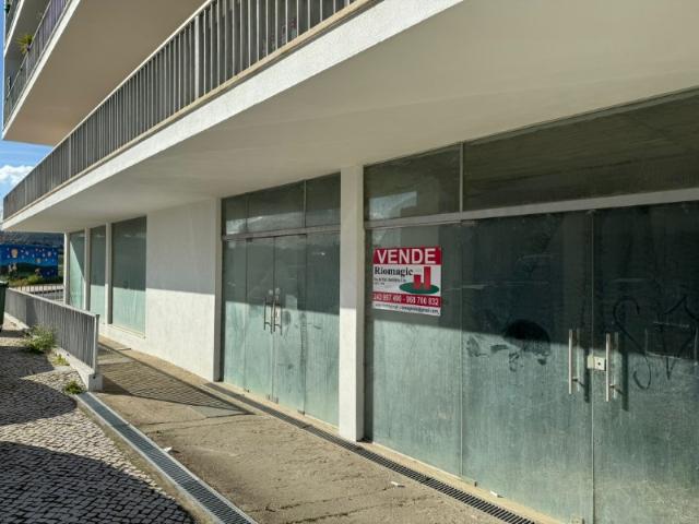 Loja venda em Azambuja, Lisboa