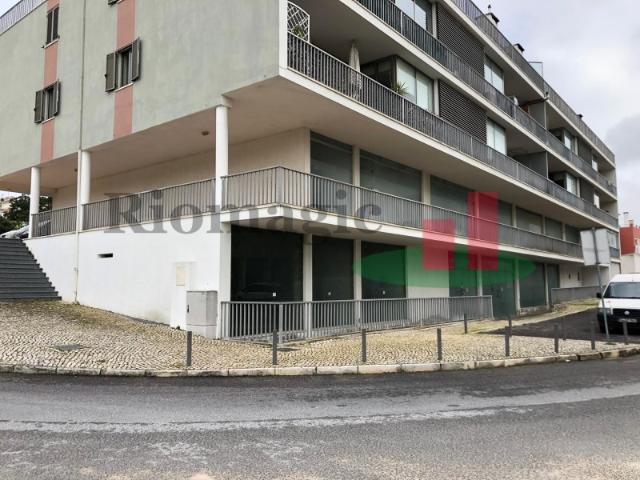 Loja venda em Azambuja, Lisboa
