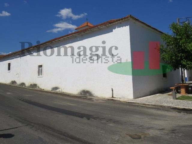 Armazém venda em Alfouvés, Rio Maior