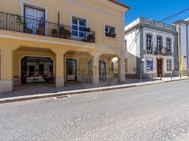 Loja venda em Azeitão (São Lourenço e São Simão), Setúbal