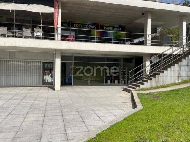 Loja venda em Guimarães, Braga